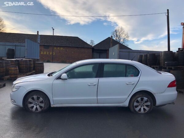 Superb 2 1.9TDI BXE - Obrázek 5