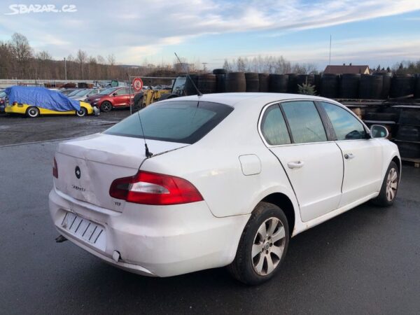 Superb 2 1.9TDI BXE - Obrázek 8