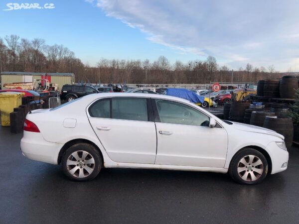 Superb 2 1.9TDI BXE - Obrázek 9