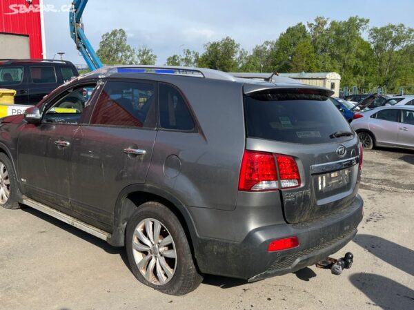 Kia Sorento 2.2 diesel D4HB - Obrázek 8
