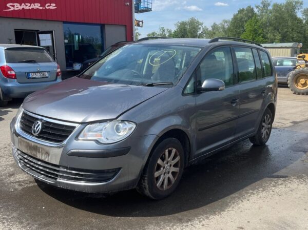 VW Touran 1.6mpi BSE,JJT - Obrázek 2