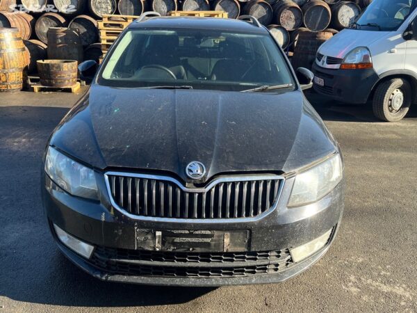 288.Škoda Octavia 3 1.6CLHA,AMB - Obrázek 3