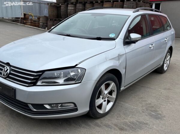 VW Passat B7 CAY,MYP,LA7W - Obrázek 2