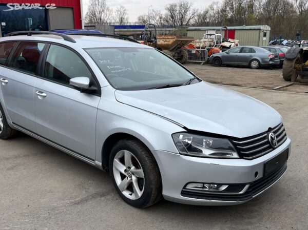 VW Passat B7 CAY,MYP,LA7W
