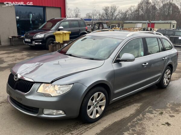 ŠKODA SUPERB 2 COMBI 1.6 TDI CAY: NA NAHRADNÍ DÍLY