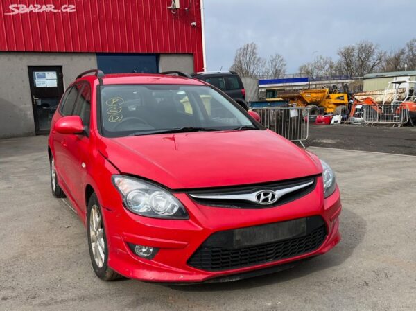 118. HYUNDAI I30 1.4B G4FA: NA NAHRADNÍ DÍLY