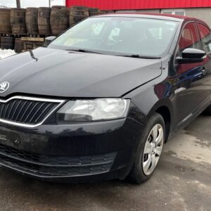 108. ŠKODA RAPID 1.6 TDI CXM: NA NAHRADNÍ DÍLY