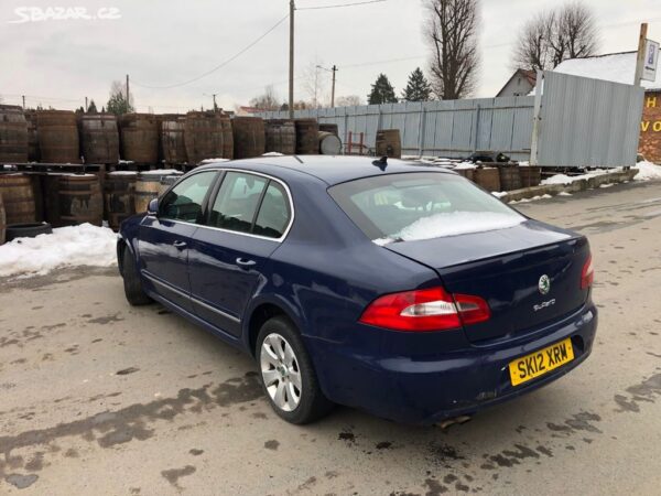 ŠKODA SUPERB 1.6 TDI CAYC 77 KW - Obrázek 9