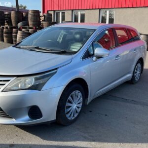 TOYOTA AVENSIS T27 2.0 D4D: NA NAHRADNÍ DÍLY