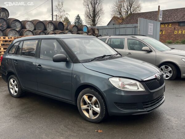 284. ŠKODA FABIA 2 1.6 (CAYA,MZL, LF7Y) - Obrázek 6
