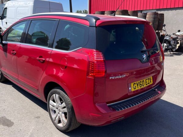 56. PEUGEOT 5008 2.0 HDI (RHE) - Obrázek 5