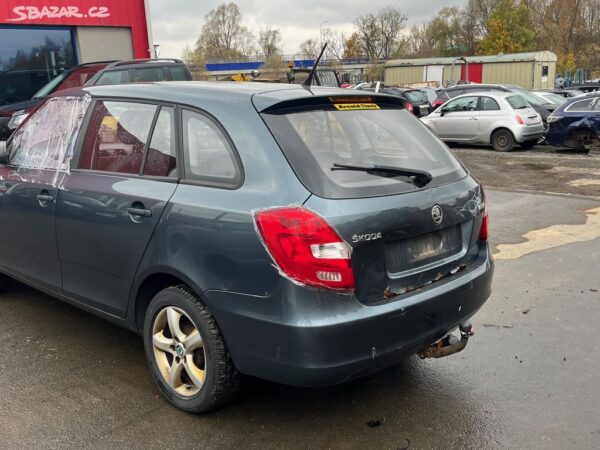 284. ŠKODA FABIA 2 1.6 (CAYA,MZL, LF7Y) - Obrázek 9