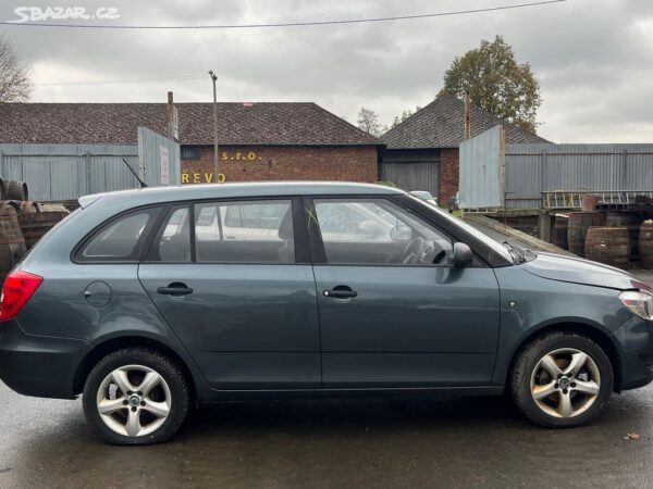 284. ŠKODA FABIA 2 1.6 (CAYA,MZL, LF7Y) - Obrázek 4