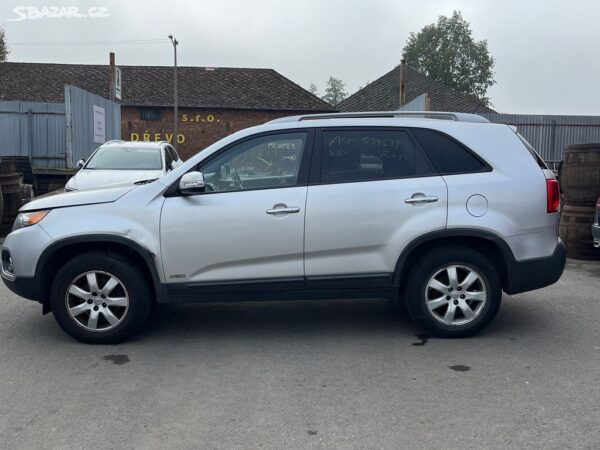 271. KIA SORENTO 2.2 CRDI 4x4 - Obrázek 5