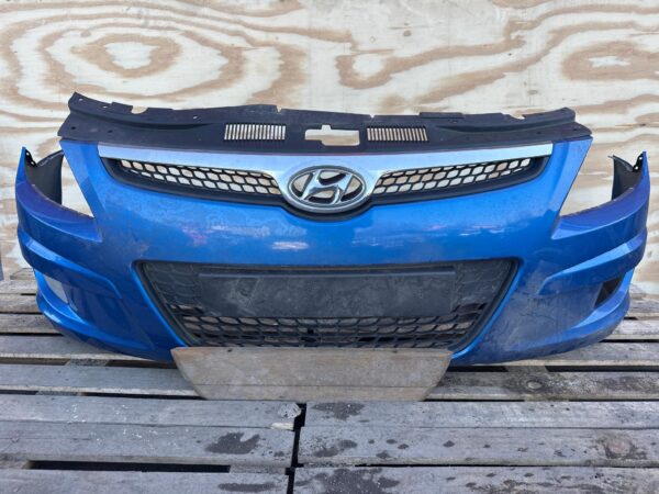 21. PŘEDNÍ NÁRAZNÍK HYUNDAI I30