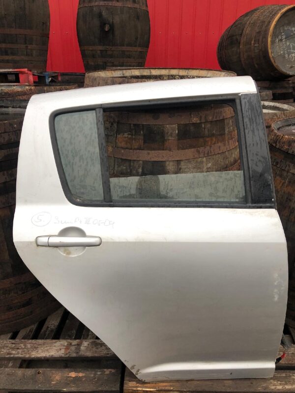 5. PRAVÉ ZADNÍ DVEŘE SUZUKI SWIFT III 05-09