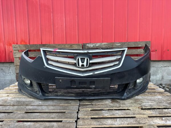4. PŘEDNÍ NÁRAZNÍK HONDA ACCORD VIII.