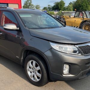 335. KIA SORENTO 2.2 D4HB MANUÁL